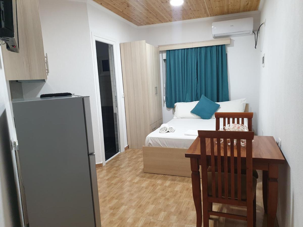 Dian'S Apartments Ксаміл Екстер'єр фото